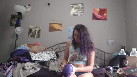 Violet Hooper online show from 03-23-26, 05:39