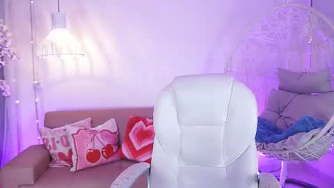 violetjonesx online show from 06-13-26, 11:41
