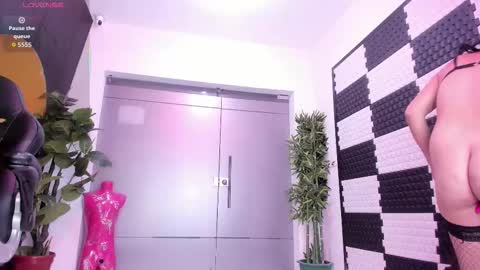 VioletLux online show from 11-27-25, 08:33