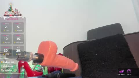 Snapshot of violetmontana chatting on 12-10-24, 06:11 VIOLETA MONTANA online show from 12-10-24, 06:11