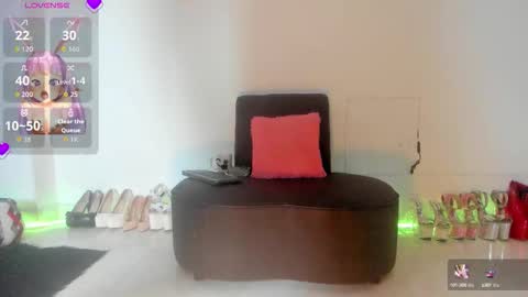 Snapshot of violetmontana chatting on 09-22-25, 11:01 VIOLETA MONTANA online show from 09-22-25, 11:01