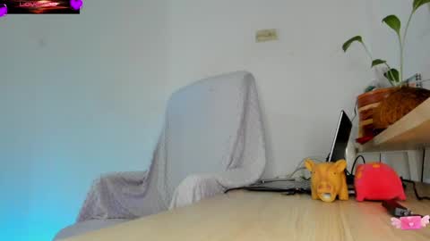 violetparkker online show from 06-09-26, 12:06