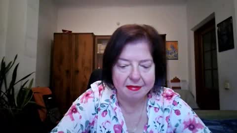 Snapshot of violetpulse chatting on 11-24-25, 09:09 violetpulse online show from 11-24-25, 09:09