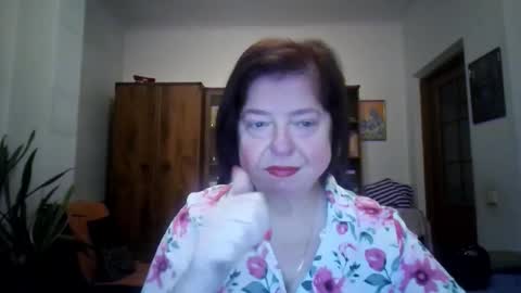 Snapshot of violetpulse chatting on 12-04-25, 11:19 violetpulse online show from 12-04-25, 11:19