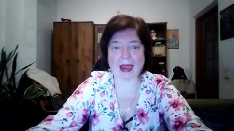 Snapshot of violetpulse chatting on 01-15-26, 07:50 violetpulse online show from 01-15-26, 07:50