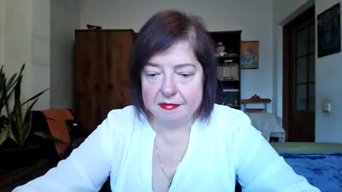 Snapshot of violetpulse chatting on 01-19-26, 12:53 violetpulse online show from 01-19-26, 12:53