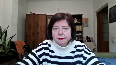 Snapshot of violetpulse chatting on 02-05-26, 12:10 violetpulse online show from 02-05-26, 12:10