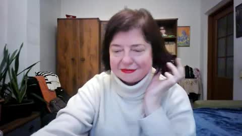 Snapshot of violetpulse chatting on 02-12-26, 01:50 violetpulse online show from 02-12-26, 01:50