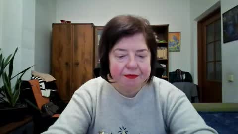 Snapshot of violetpulse chatting on 02-18-26, 01:51 violetpulse online show from 02-18-26, 01:51