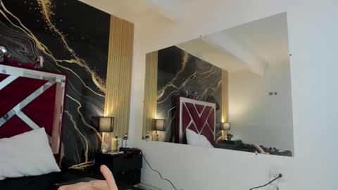 Violet Rose online show from 11-11-25, 08:53