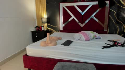 Violet Rose online show from 11-26-25, 09:49