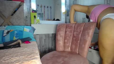 violetroussee online show from 03-07-26, 06:38