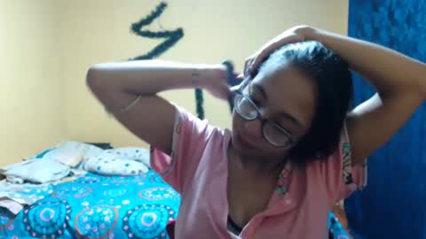 Snapshot of violetsexhot999 chatting on 12-13-24, 08:09 Violet777  online show from 12-13-24, 08:09