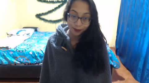 Snapshot of violetsexhot999 chatting on 12-24-24, 12:00 Violet777  online show from 12-24-24, 12:00