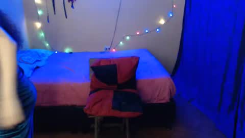 Snapshot of violetsexhot999 chatting on 01-30-25, 03:00 Violet777  online show from 01-30-25, 03:00