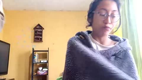 Snapshot of violetsexhot999 chatting on 09-10-25, 12:49 Violet777  online show from 09-10-25, 12:49