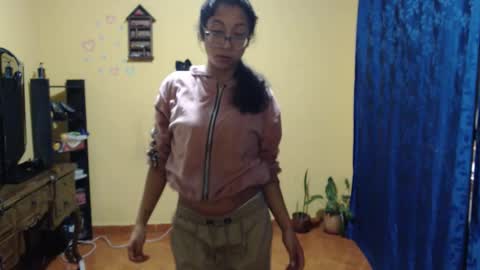 Snapshot of violetsexhot999 chatting on 10-10-25, 02:10 Violet777  online show from 10-10-25, 02:10