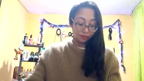 Snapshot of violetsexhot999 chatting on 11-30-25, 03:21 Violet777 online show from 11-30-25, 03:21