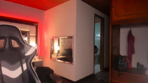 Snapshot of violetskinny chatting on 01-31-25, 02:15 violetskinny online show from 01-31-25, 02:15