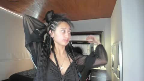 Snapshot of violetskinny chatting on 10-03-25, 09:34 violetskinny online show from 10-03-25, 09:34