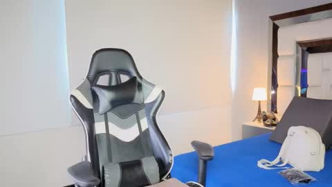 violetskinny online show from 02-09-26, 07:40