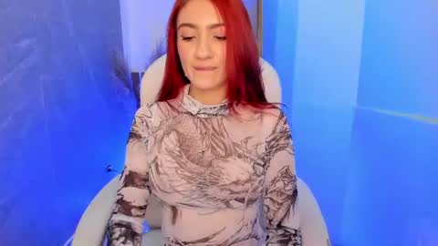 Snapshot of violetsky1_ chatting on 06-14-26, 06:04 VioletSky online show from 06-14-26, 06:04