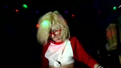 Snapshot of violetsprings7 chatting on 03-29-26, 12:05 violetsprings7 online show from 03-29-26, 12:05