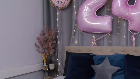 VioletSwone online show from 01-17-25, 05:42