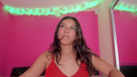 Snapshot of violett_24_ chatting on 02-28-25, 06:31 violett_24_ online show from 02-28-25, 06:31