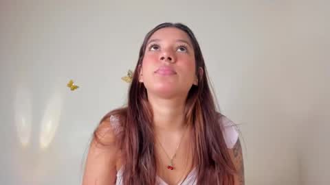 Snapshot of violett_24_ chatting on 10-16-25, 12:00 violett_24_ online show from 10-16-25, 12:00