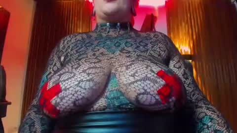 violett_8 online show from 07-22-26, 08:33