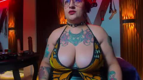 violett_8 online show from 07-24-26, 04:10