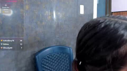 Snapshot of violett_collins_ chatting on 11-17-25, 02:06 Violett online show from 11-17-25, 02:06