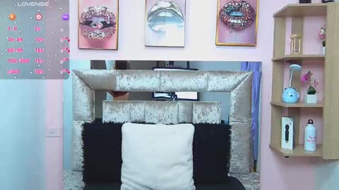 Violeta froz online show from 01-25-25, 08:42