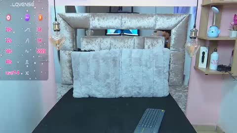 Violeta froz online show from 02-27-25, 04:43