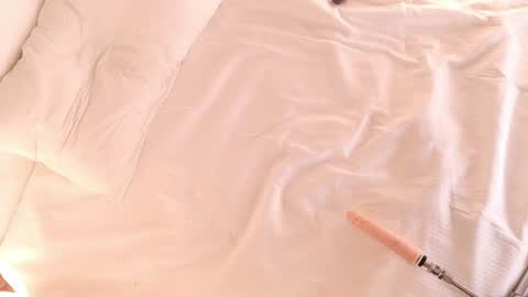 Snapshot of violett_queenn chatting on 12-13-24, 07:58 VIolett online show from 12-13-24, 07:58