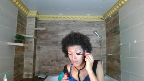 V I O L E T T E  online show from 02-21-26, 04:19