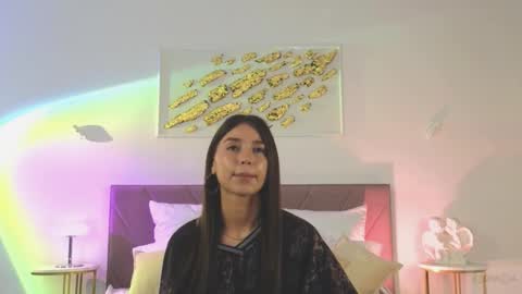 Snapshot of violetta_finch chatting on 11-27-25, 10:28 violetta_finch online show from 11-27-25, 10:28