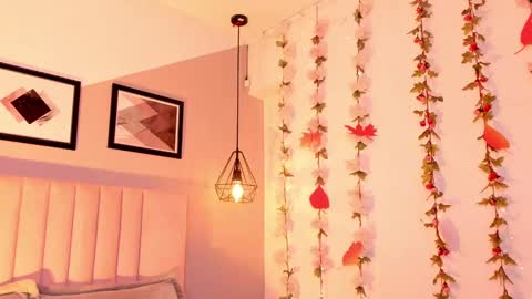 Violetta nur online show from 12-07-24, 11:40