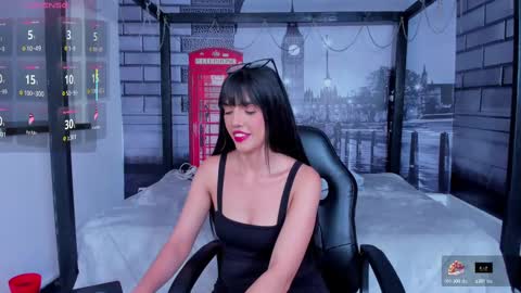 violetta online show from 11-13-25, 10:14