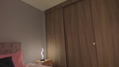 Snapshot of violetta_swift_ chatting on 03-11-25, 06:32 violetta independent model online show from 03-11-25, 06:32