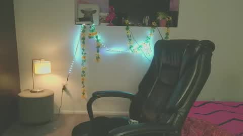 violettacam69 online show from 02-05-25, 09:04