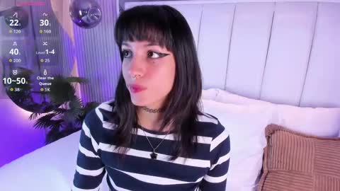 Snapshot of violettacolinss chatting on 05-02-26, 11:37 violettacolinss online show from 05-02-26, 11:37