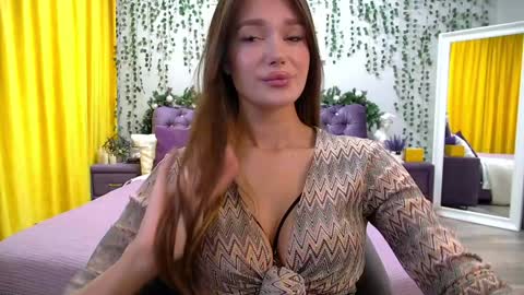 ViolettaCosmo online show from 12-15-24, 10:26