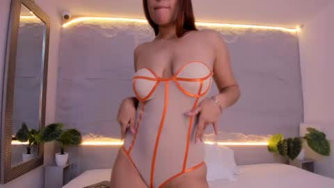 Violetta  online show from 01-09-25, 04:06