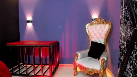 Snapshot of violettamidnight chatting on 11-17-25, 02:39 Violetta online show from 11-17-25, 02:39