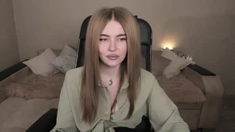 ViolettaOtis online show from 03-05-25, 03:07