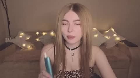 ViolettaOtis online show from 11-29-25, 02:20