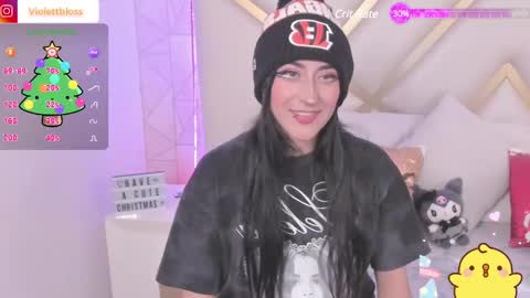 Violeta  online show from 12-19-24, 10:42