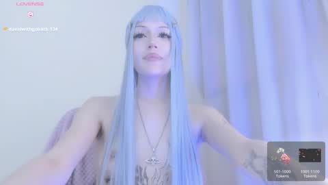 Snapshot of violettbones chatting on 10-24-25, 06:32 Violett online show from 10-24-25, 06:32